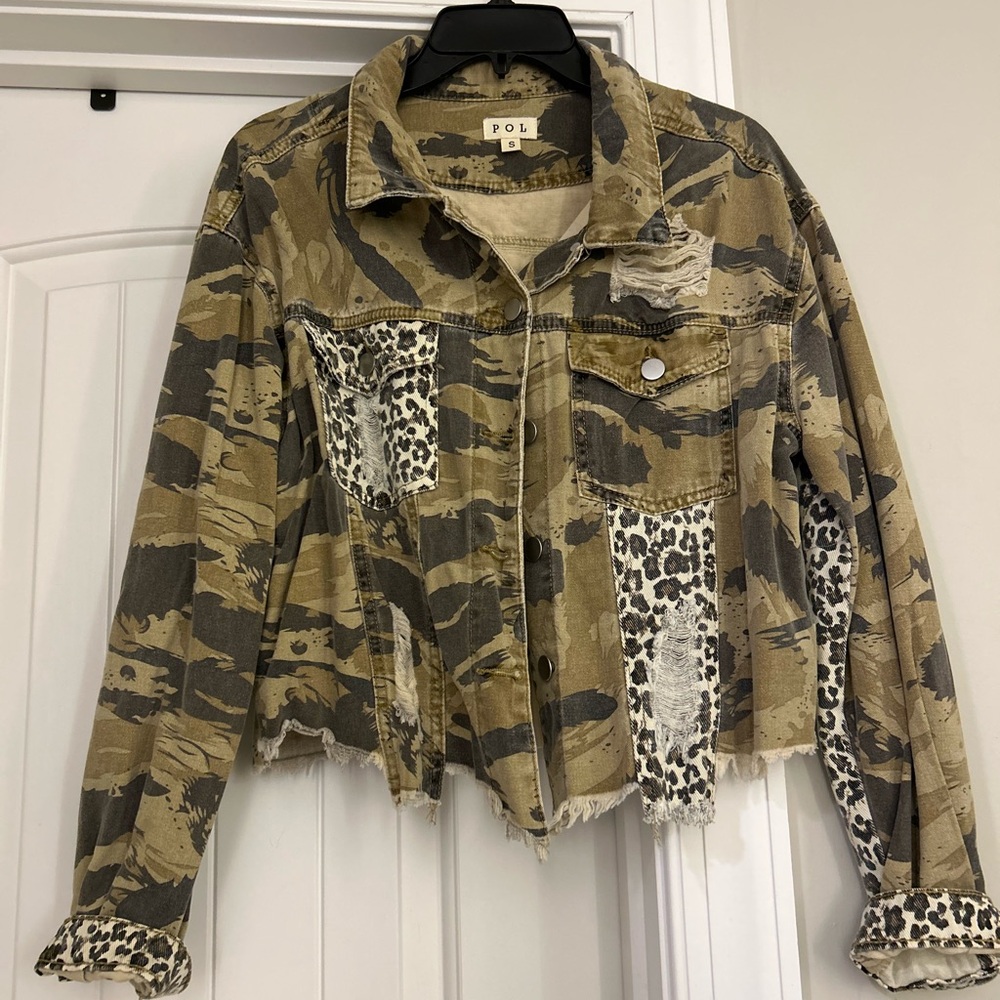 POL Women's Camouflage and Leopard Patchwork Jacket